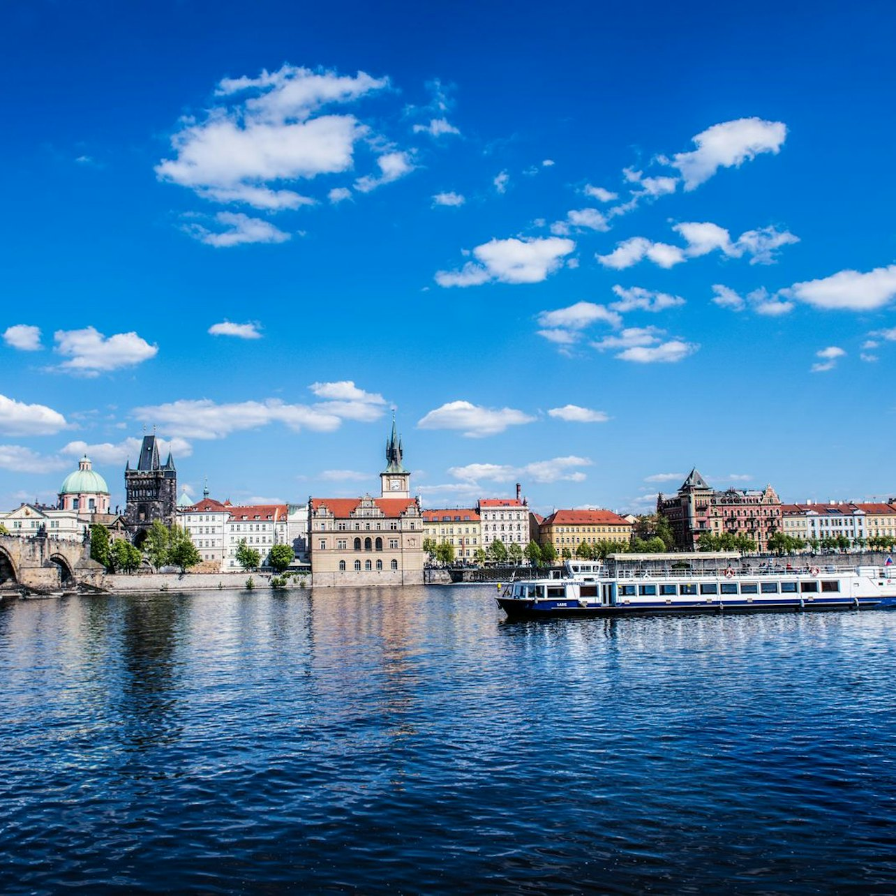 Prague Lunch Cruise - Photo 1 of 6